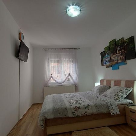 Exclusive Apartment ปาราชิน ภายนอก รูปภาพ