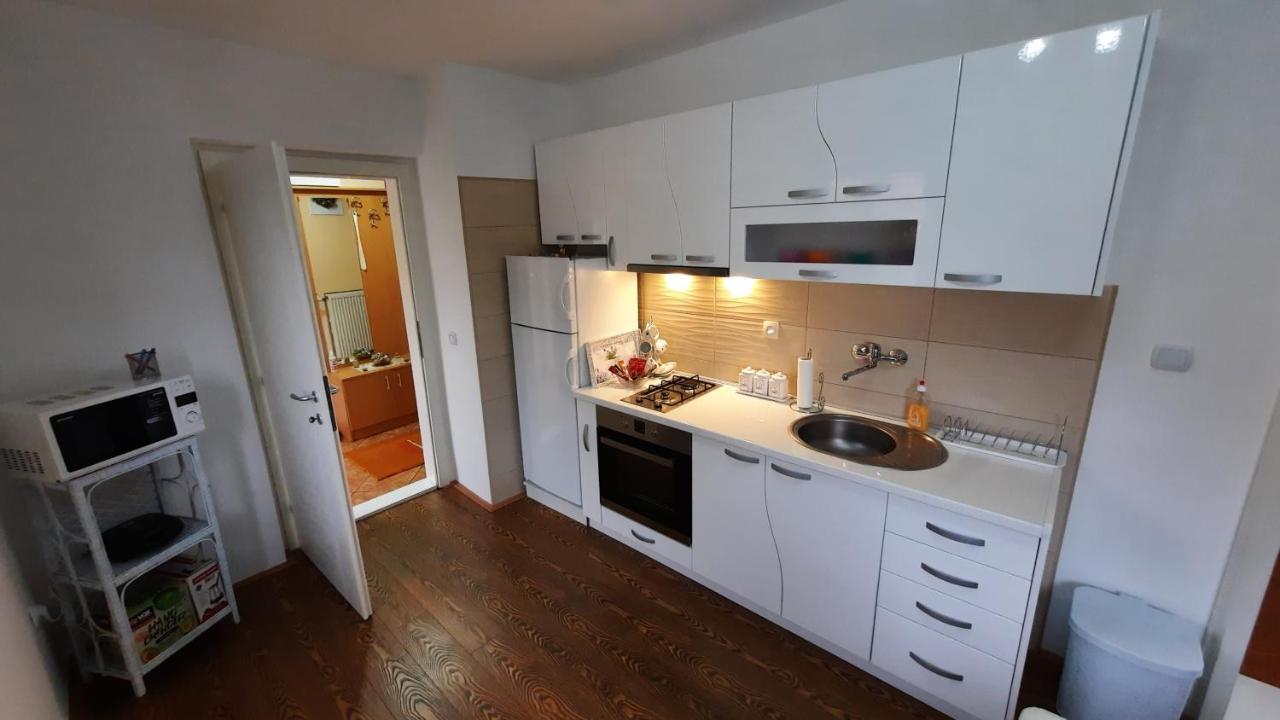Exclusive Apartment ปาราชิน ภายนอก รูปภาพ