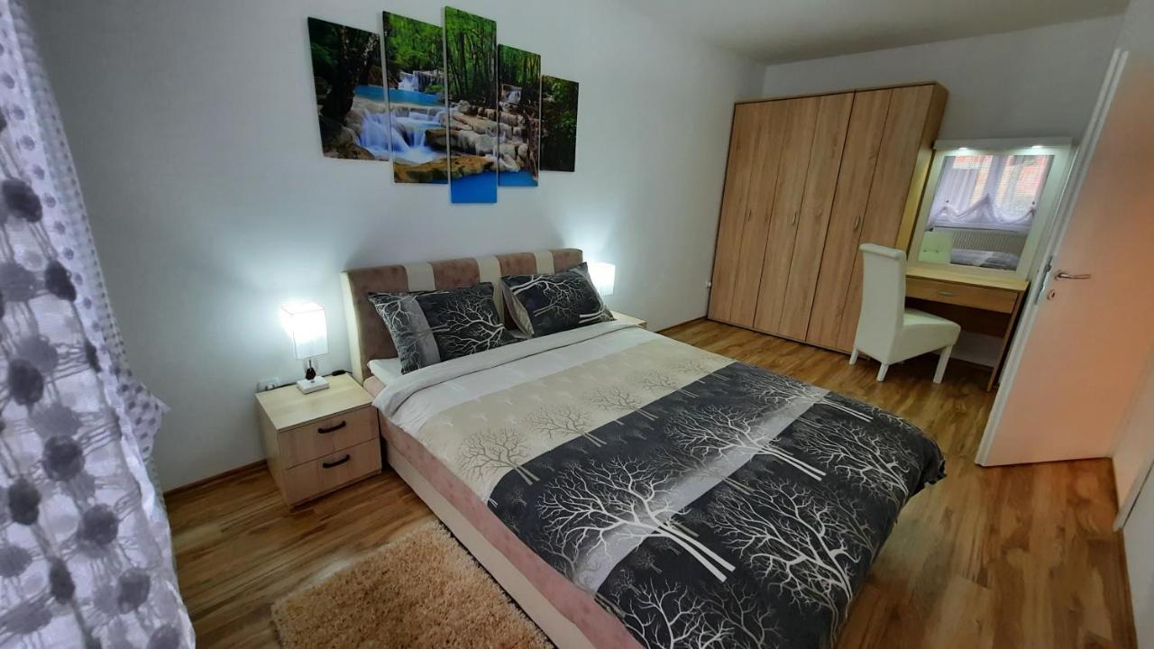 Exclusive Apartment ปาราชิน ภายนอก รูปภาพ