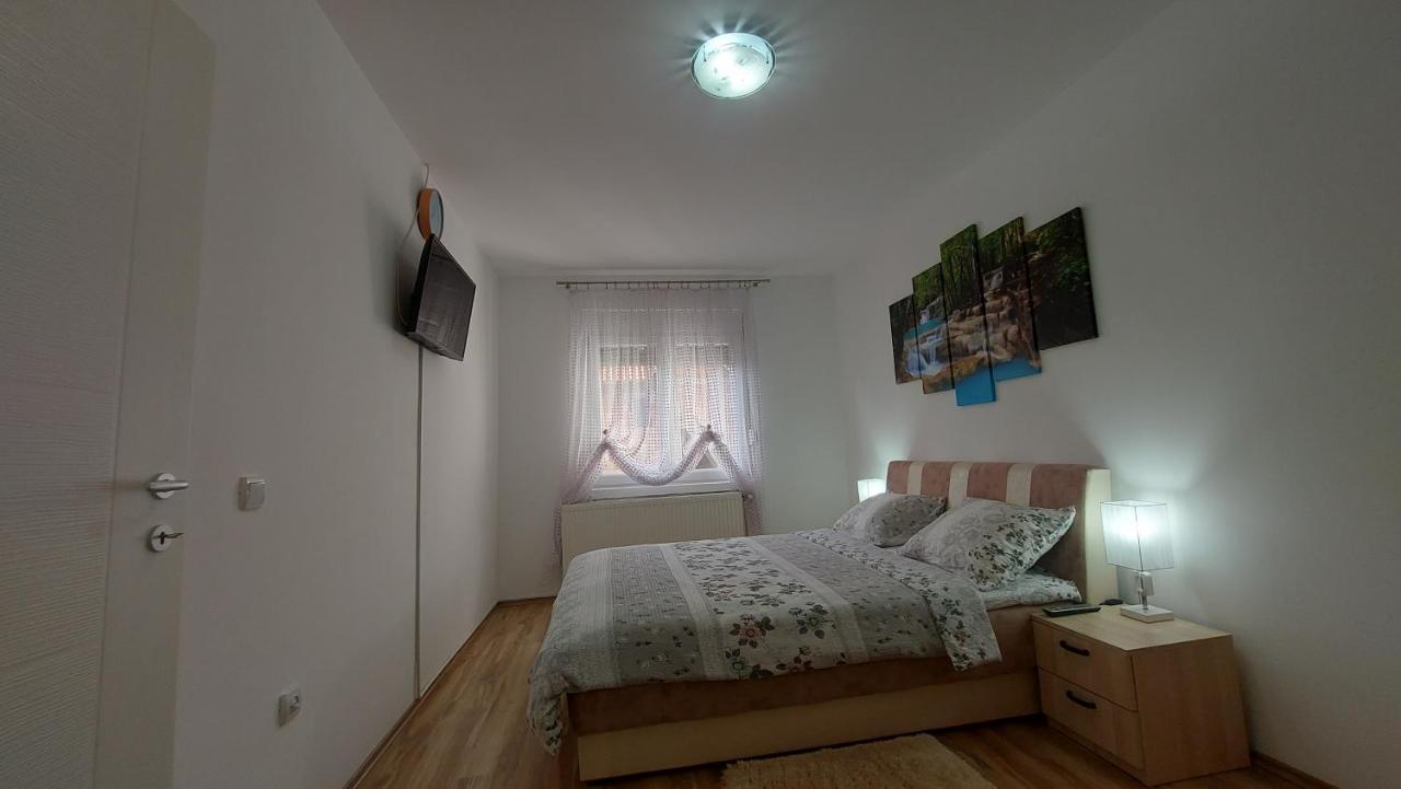 Exclusive Apartment ปาราชิน ภายนอก รูปภาพ