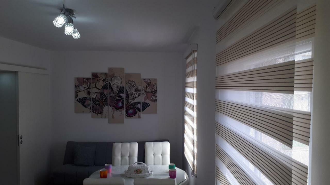 Exclusive Apartment ปาราชิน ภายนอก รูปภาพ