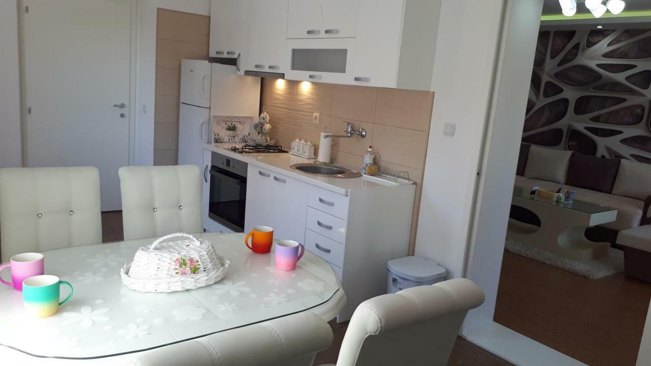 Exclusive Apartment ปาราชิน ภายนอก รูปภาพ