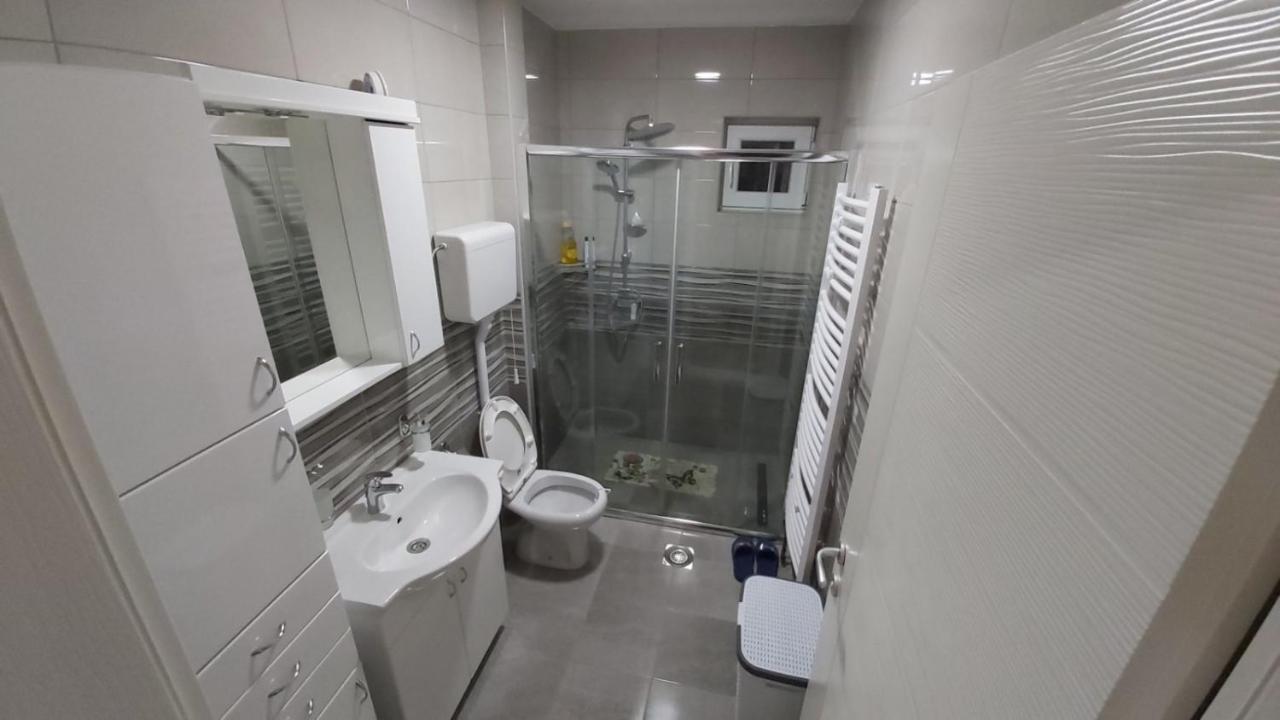 Exclusive Apartment ปาราชิน ภายนอก รูปภาพ