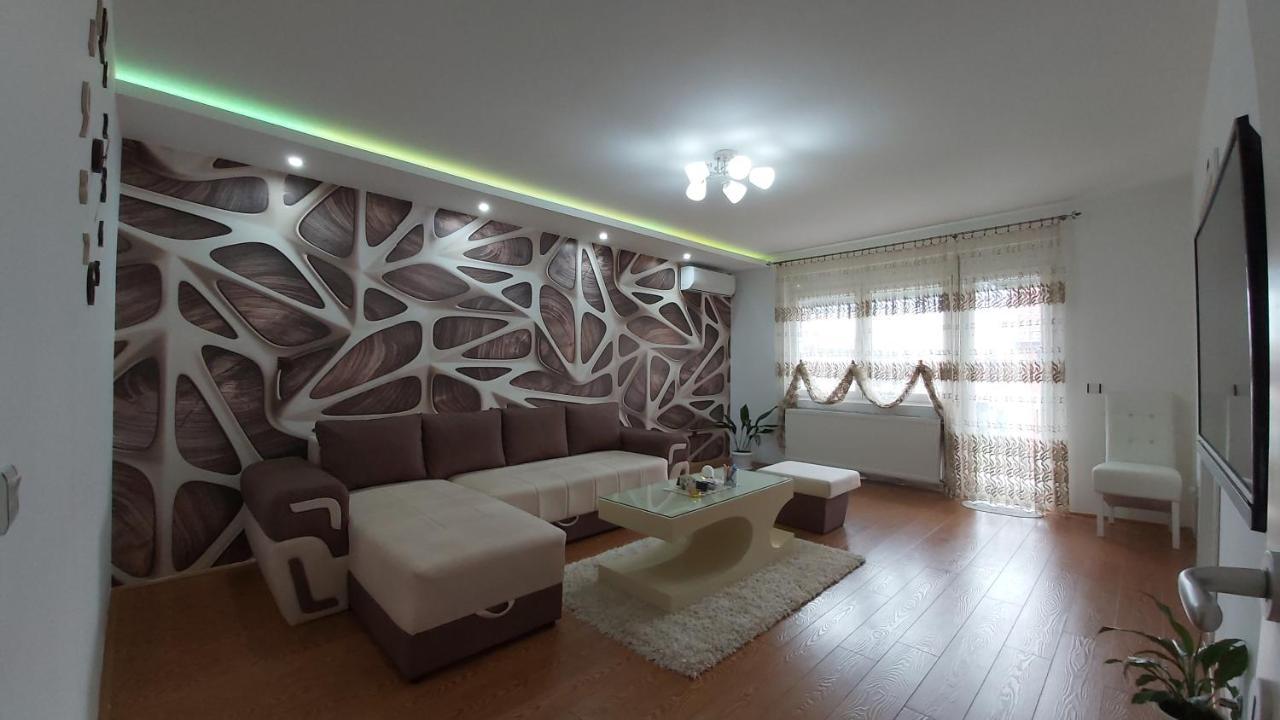 Exclusive Apartment ปาราชิน ภายนอก รูปภาพ